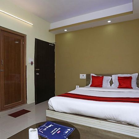 כלכותה Hotel O Pratiksha Guest House מראה חיצוני תמונה